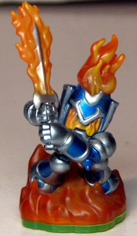 NEW SKYLANDERS SERIES 1 IGNITOR WITH CARD AND UNUSED WEBCODE