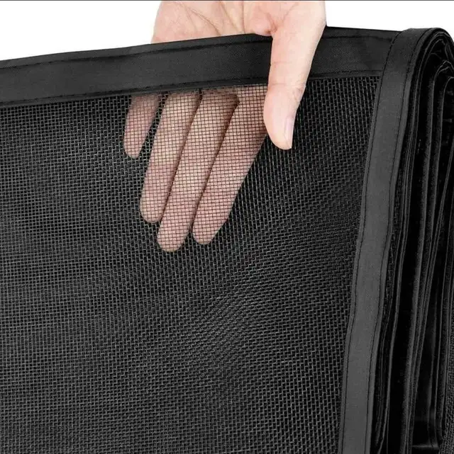 Magnetic Screen Door in Window Treatments in City of Toronto - Image 4