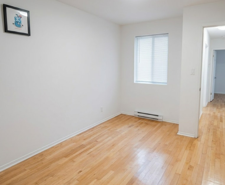 2 Bed 1 Bath Apt in Montréal's Ville-Émard / Sud-Ouest. — photo 3