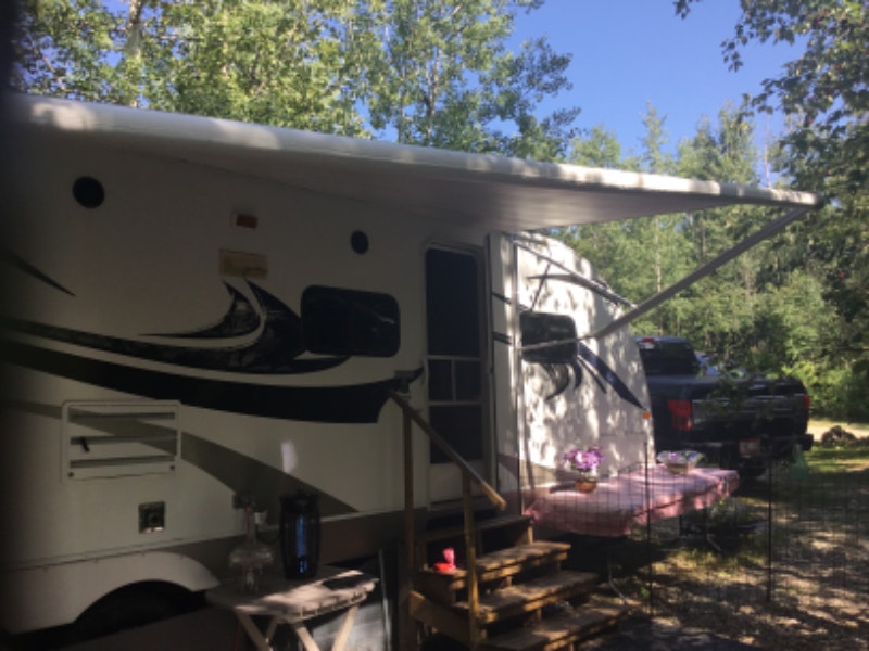2013 Skyline Nomad 298 RVlocated at Kokanee Springs, Seba Beach