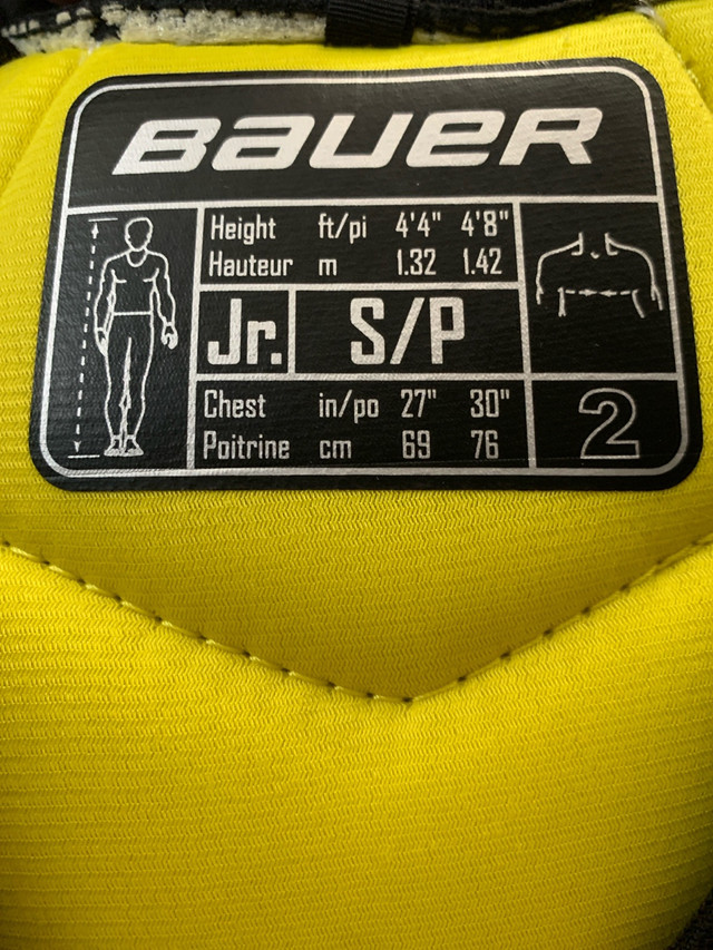 Bauer Supreme Hockey Shoulder Pads in Hockey in City of Toronto - Image 2