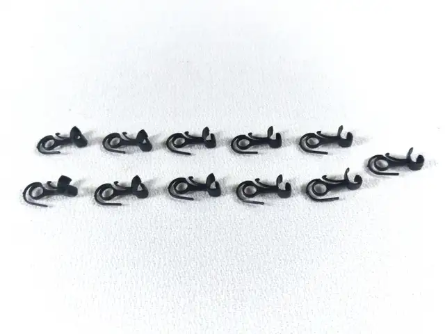 Lot #1 Model Train Horn Hook Couplers (11) in Hobbies & Crafts in Moncton - Image 3