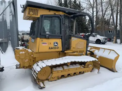 2009 450j winch new undercarriage 8,700hrs pro heat positive air very clean dozer call or text 780-5...