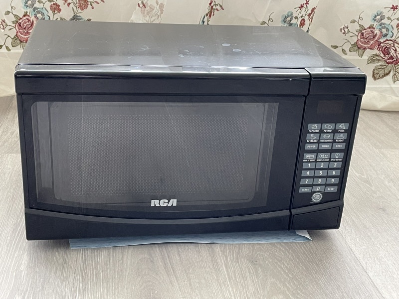 RCA 0.7 Cu Ft. microwave Microwaves & Cookers Ottawa Kijiji