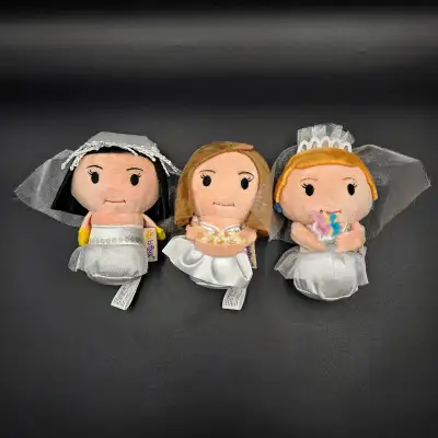 Itty Bittys Friends Monica Rachel Pheobe Wedding Dress Plush Set Of 3 Bride Hallmark Read You Have G...