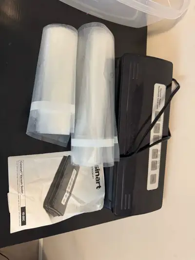 Keep your ingredients fresh longer with this Cuisinart VS-200C Vacuum Sealer, which is in great, pre...