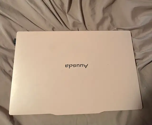 16GB RAM Windows 11 Laptop – Clean & Fast in Laptops in London - Image 4