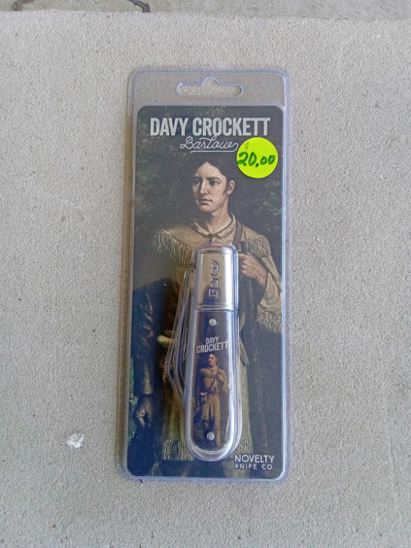 Davy Crockett Knife in Arts & Collectibles in Kingston - Image 2