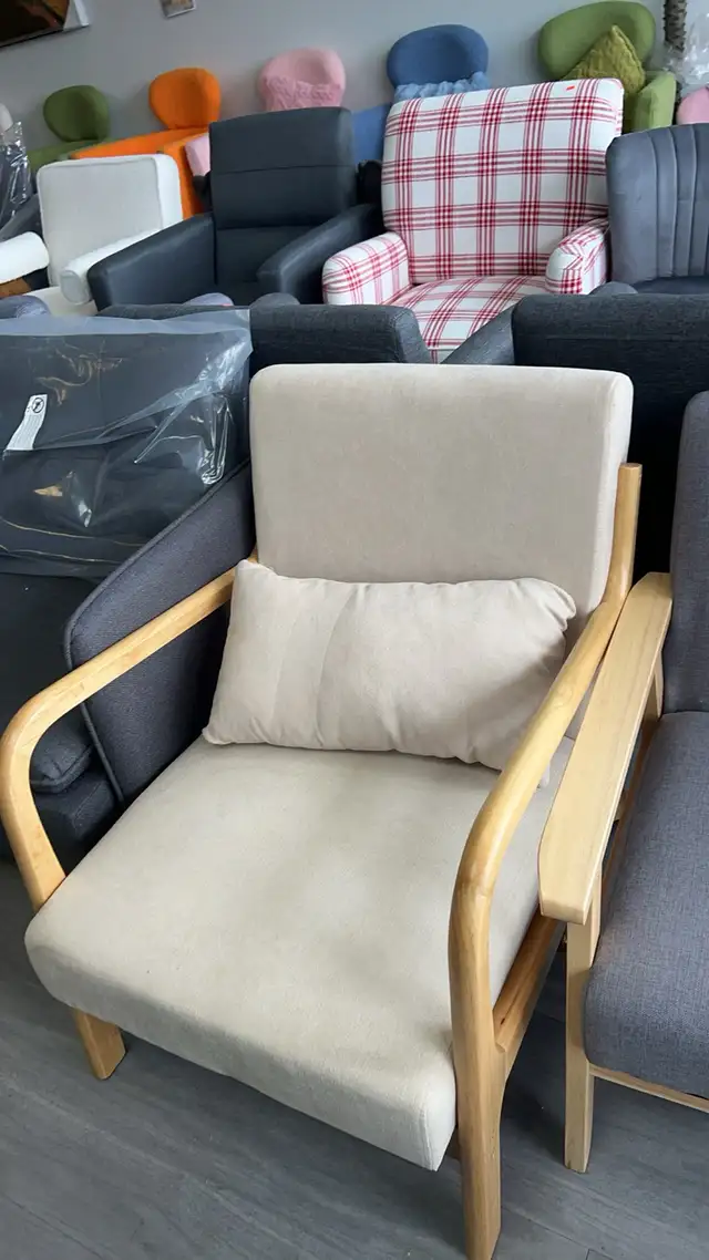 Beige Fabric Lounge Chair, Velvet Armchair, Retro Accent Chair  in Chairs & Recliners in Markham / York Region - Image 2