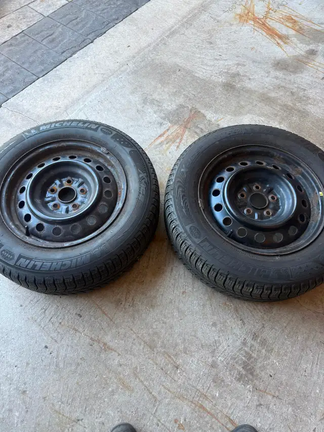 P215 65 16 Michelin Xice3 winters with Rims 5x114.3 only 2 avail
