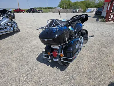 Bike runs great. 100,100km. Full dressed cruiser that turns heads. I have 3 bikes so need to sell on...