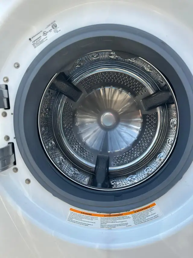 27” LG WASHER ELECTRIC FRONT LOAD STACKABLE FULL CAPACITY  in Washers & Dryers in City of Toronto - Image 5