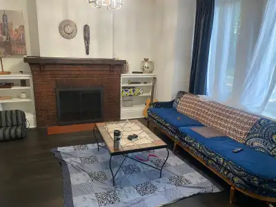 Furnished Room for Rent in a house /Chambre Meublée à louer