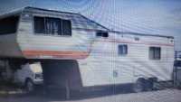 FREE PICK UP of unwanted fifth wheels camper & trailer