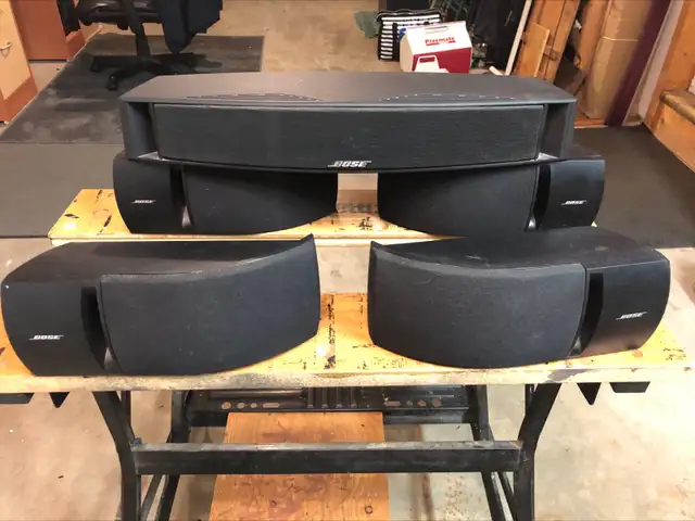 Bose 161 speakers in Speakers in Gatineau - Image 2