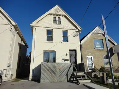 Upstairs 2-bedroom apartment available For July 1st 2026 $1700+ electricity. Welcome to your next ho...