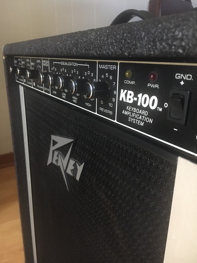 Peavey KB 100 3Channel 1x15" Keyboard Amp 65 watts RMS Amps & Pedals