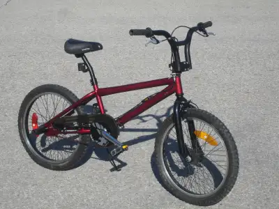 REAL 20" DYNO SERIES OLD SCHOOL TRICK BMX WITH REAR STUNT PEGS!, View more