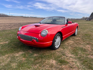 2002 Ford Thunderbird Deluxe