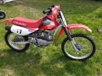 Honda Motocross XR100-2000 avec papier d’enregistrement – St-Bas