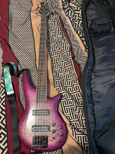 5 String Bass Jackson JS Spectra JS3V with Accessories, View more