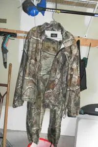Hunting camouflage clothing