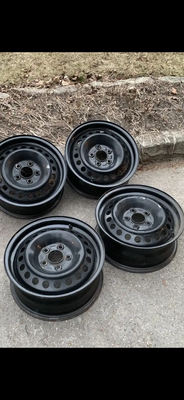 rims Ford focus2015  15 po in Tires & Rims in Longueuil / South Shore - Image 2