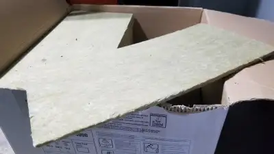 Partial case (75+) of 1020 Grodan rockwool sheets plus 6 SuperSprouter 1020 trays. Ideal for growing...