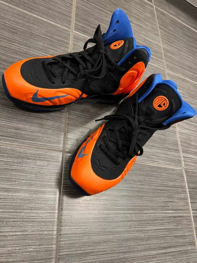 Knicks’ Air Max Hyperposite - released in 2012 Sz. 9.5548862581895997441