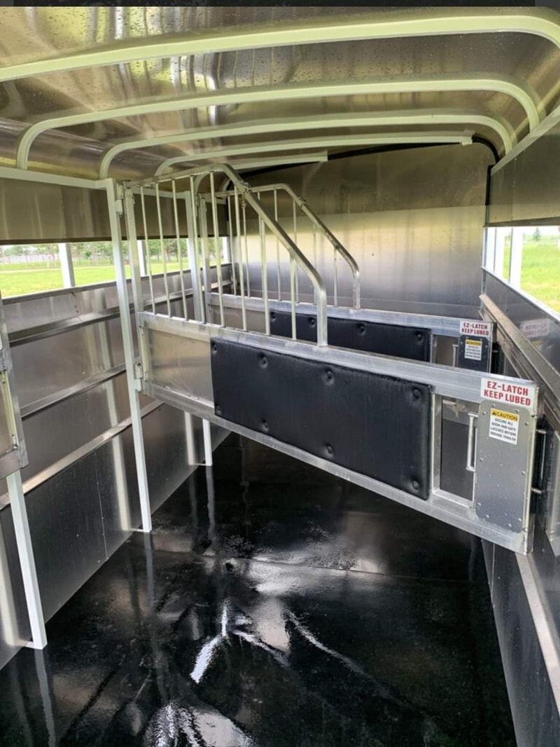 4 horse slant load Maverick horse trailer Equestrian & Livestock