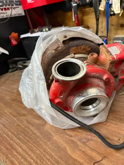 Used Holset HE300VG Turbo Takeoff from a 2018 International truck @ 98,000km Came off ISB 6.7 Cummin...