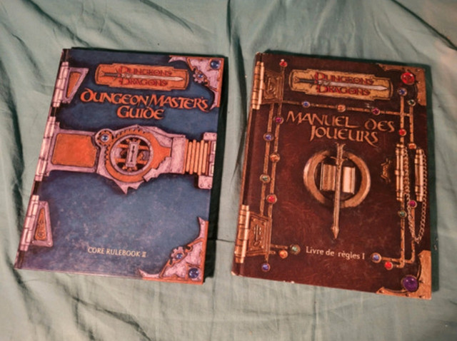 Dongeons et dragons manuel des joueurs et Dungeon master's guide dans Manuels  à Laval/Rive Nord