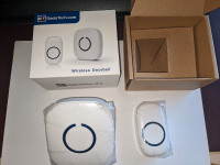 LIKE NEW - SadoTech Wireless Doorbell - White