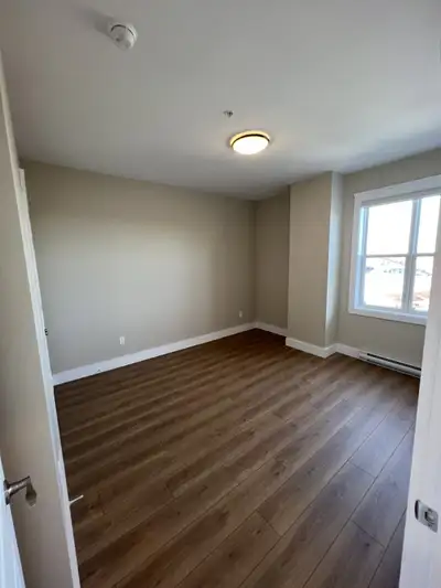 2 month free rent! New building