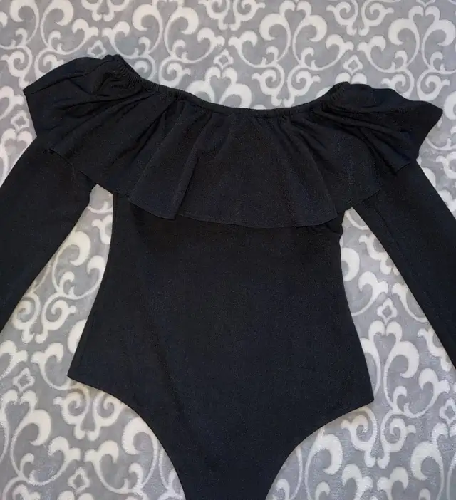 Streetwear Society Women’s Black Long Sleeve Bodysuit in Women's - Tops & Outerwear in Oshawa / Durham Region - Image 3