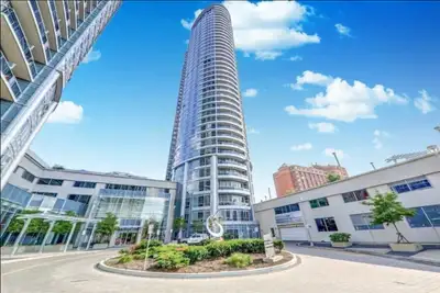 2 Bed 2 Bath for Rent in Toronto