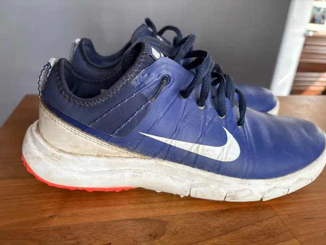 Women’s Nike Golf Shoes in Golf in Kingston - Image 3