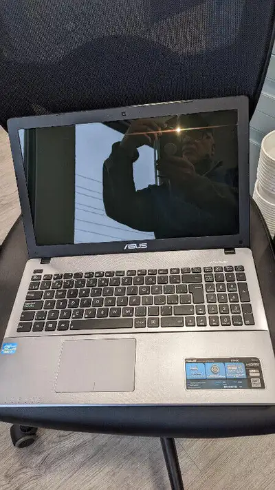 Asus Laptop K550C, View more