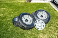 245/75r16 roues et pneus d'hiver