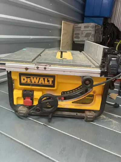 Dewalt table saw kijiji discount