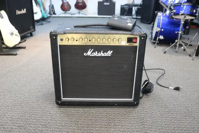 Marshall DSL20CR 20 Watt Guitar Amplifier W/ Footswitch (#41770- in Amps & Pedals in City of Halifax - Image 2