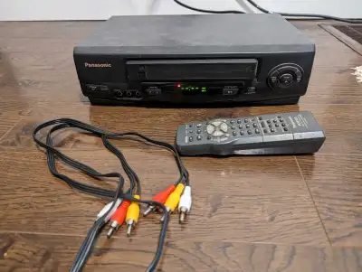 Panasonic PV-V462 Hi-Fi Stereo VHS VCR