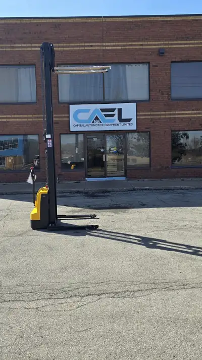 WHOLESALE PRICE : Brand New Electric straddle stacker pallet stacker 138 2645 lbs Finance available...