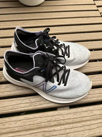women’s athletic shoes sz 7, View more