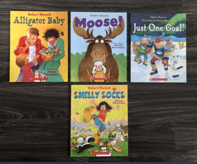 Robert Munsch Books  in Children & Young Adult in Kingston