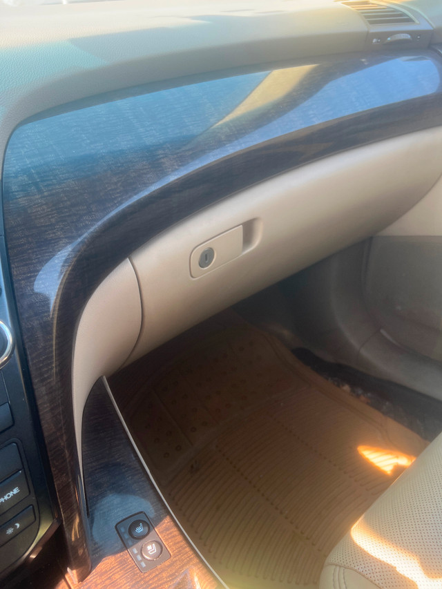 For Sale. 2012 . $9995.  Acura MDX  in very good condition. in Cars & Trucks in London - Image 2