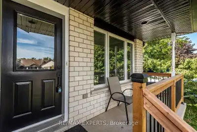 Bungalow for rent in Mount Hope, Hamilton