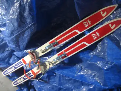jarvinen wooden kid cross country skis for parts/ repair, strap, View more