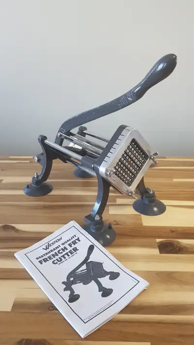 NEW : 'Weston' Restaurant-Quality French Fry Cutter, 36-3501-W -------------------------------------...