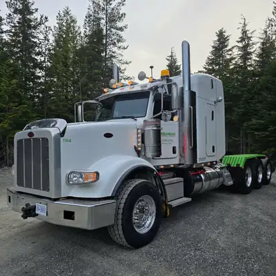 Cummins 565 HP/2050 torque 10,800 hrs Factory emissions Air compressor inlet piping update performed...